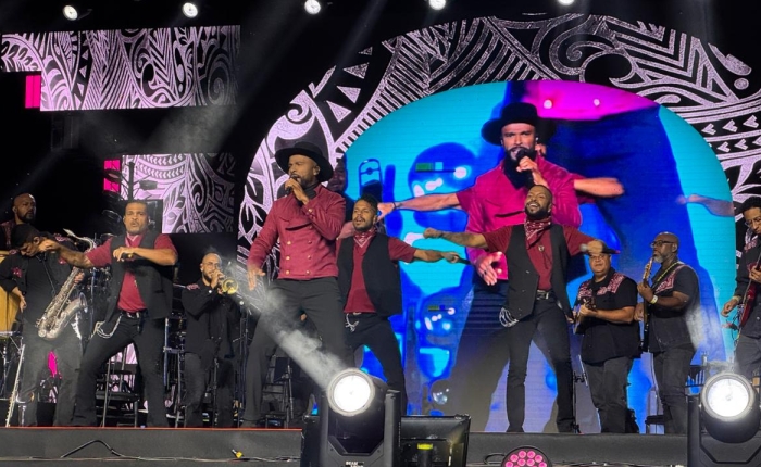 Shows de Matogrosso & Mathias e Alexandre Pires embalam penúltima noite de Festa da Uva 2026 